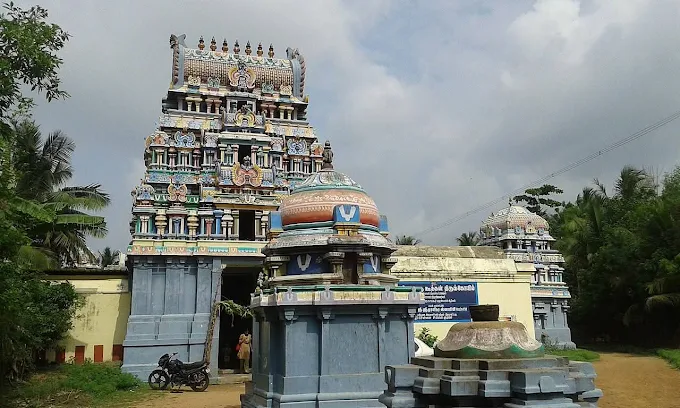 Thiru Arimeya Vinnagaram Kudamudakoothan Perumal Temple